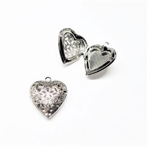 Pendentif coeur en métal 23 x 20mm