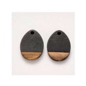Pendentif goutte en bois de noyer et résine 17.5 x 13 x 4mm